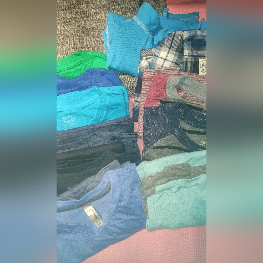 Boys clothing bundle❤️ T-shirts flannel long sleeve shirts